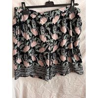floral-print-skirt